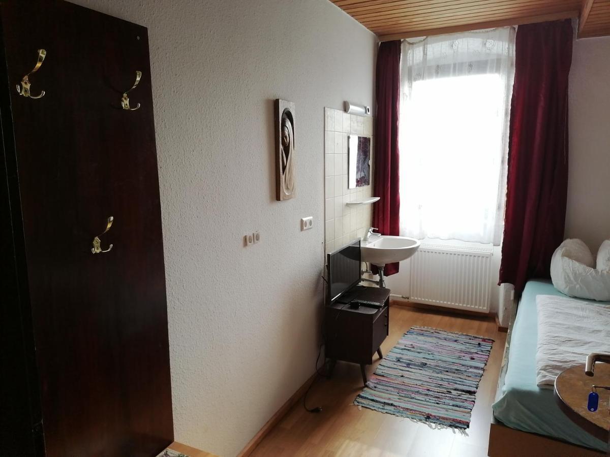 Gasthaus Zur Rose Malsch  Esterno foto